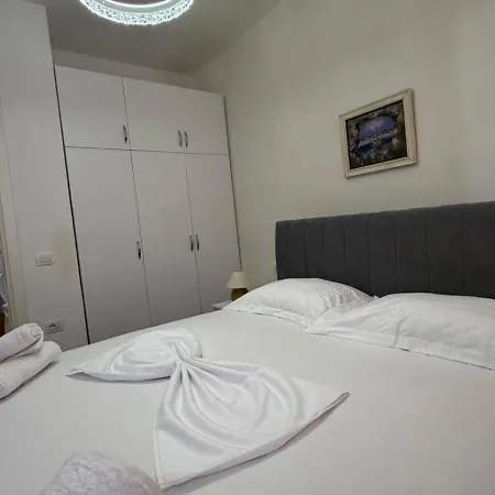 Sea View Apartment Sarande